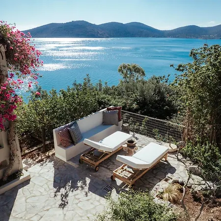 Villa Heliopetra